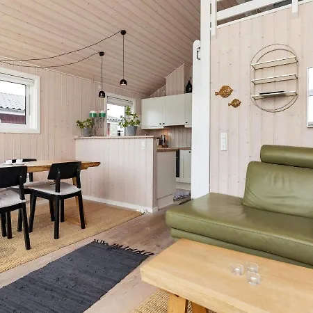 5 Person Holiday In Holiday home